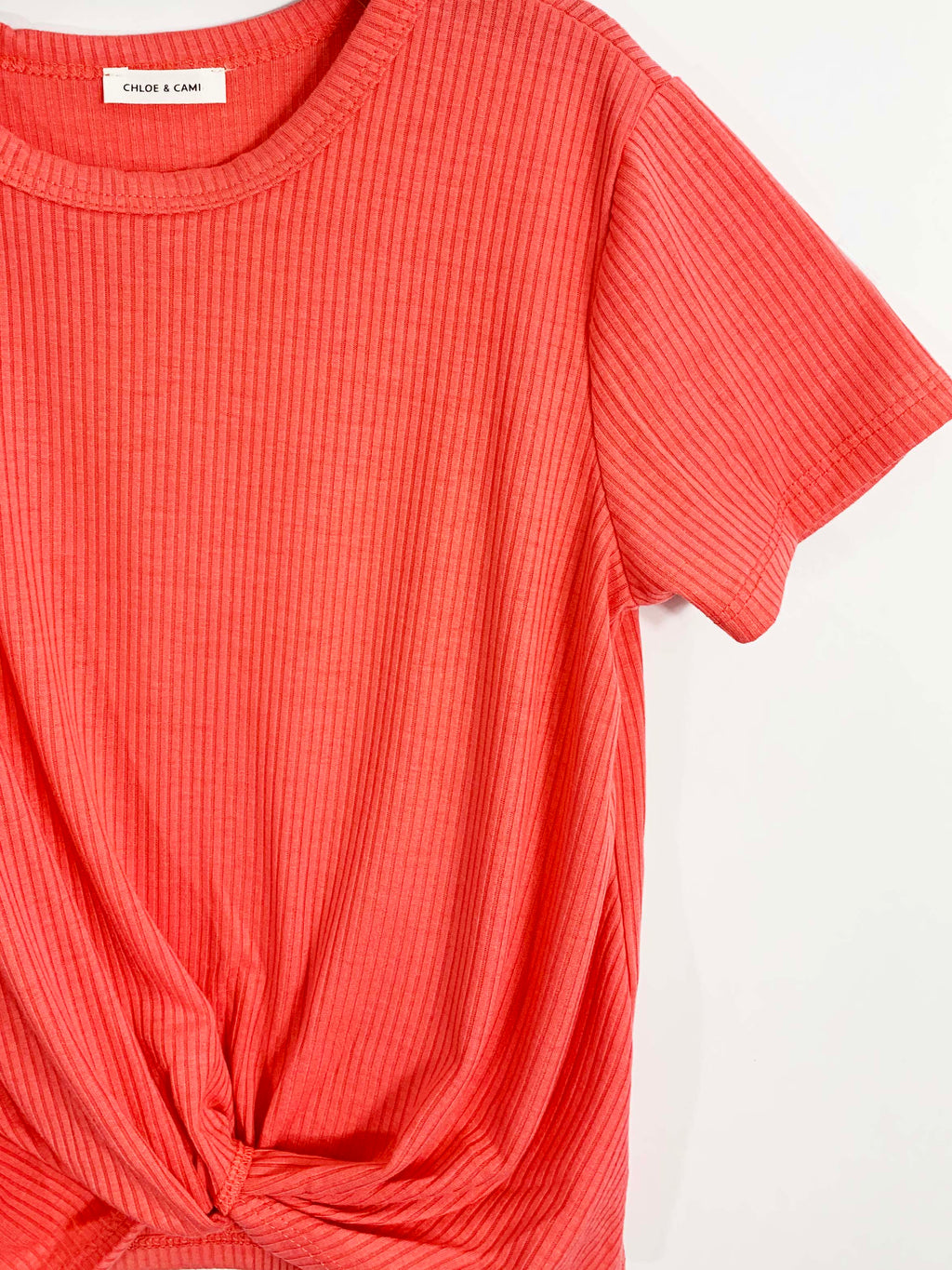 SHORT SLEEVE CORAL KNOTTED TOP